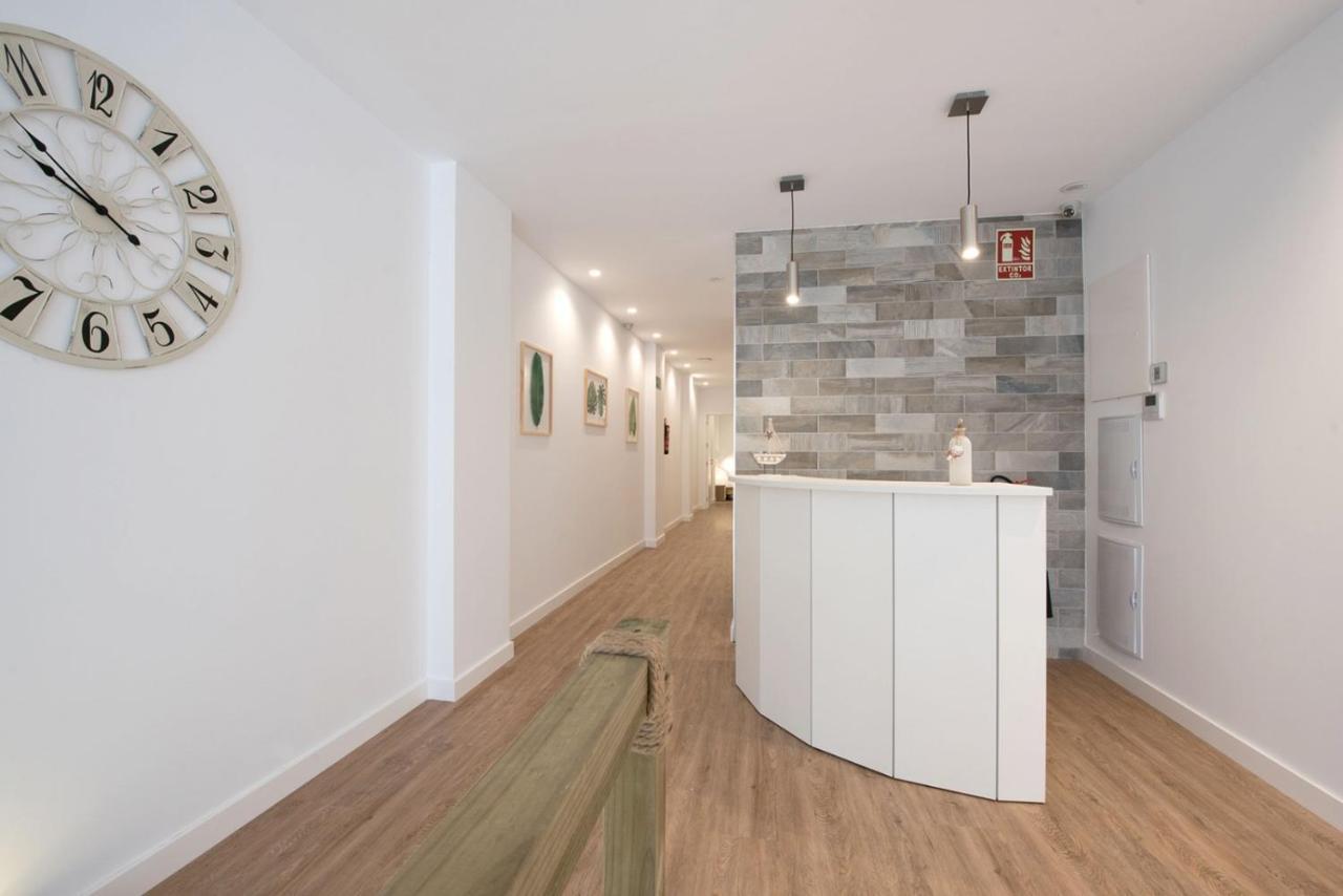 Hostal Beach Santa Pola Buitenkant foto